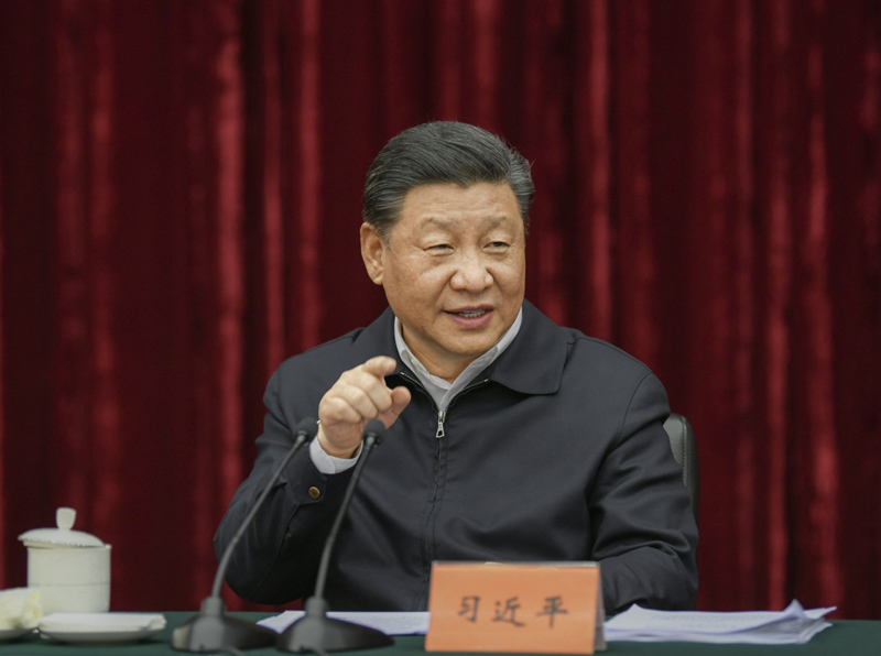 2019年4月15日至17日，中共中央總書記、國家主席、中央軍委主席習(xí)近平在重慶考察，并主持召開解決“兩不愁三保障”突出問題座談會。這是4月16日下午，習(xí)近平主持召開解決“兩不愁三保障”突出問題座談會并發(fā)表重要講話。新華社記者 謝環(huán)馳 攝